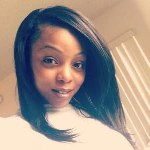 Meet your Posher, Jhonyelle